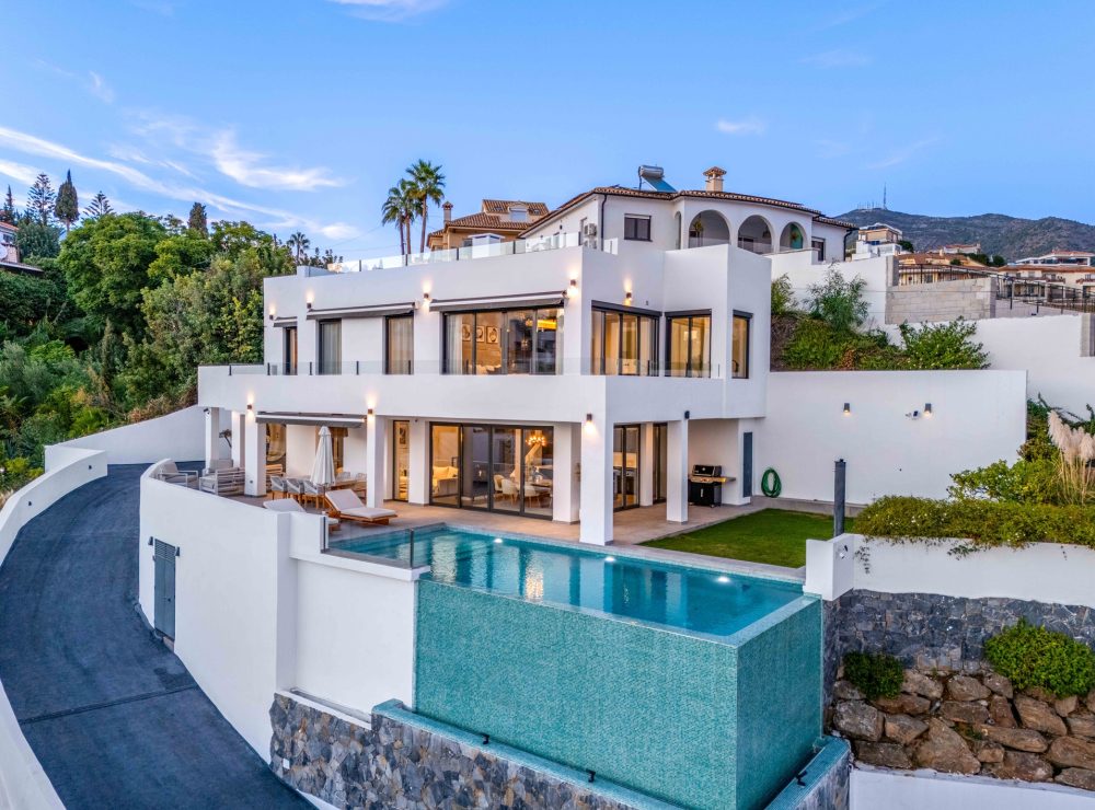 Villa Evellen Torreblanca Fuengirola sea views Marbella