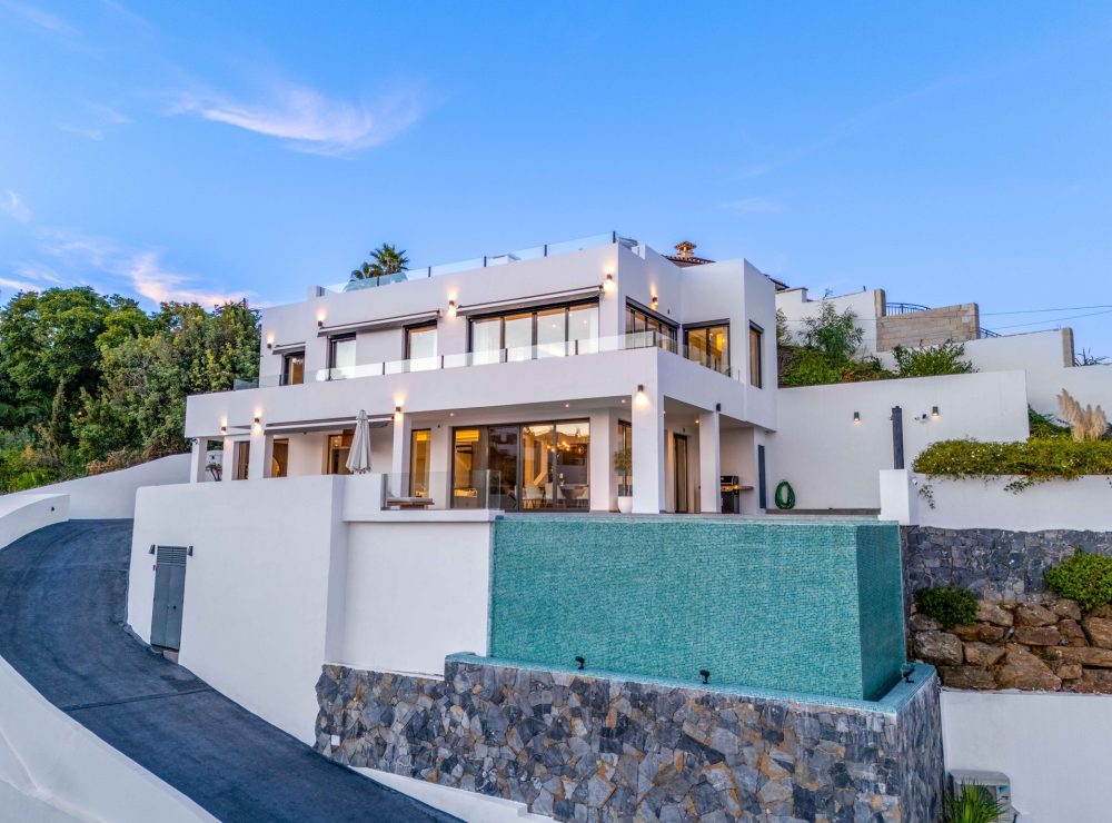 Villa Evellen Torreblanca Fuengirola sea views Marbella