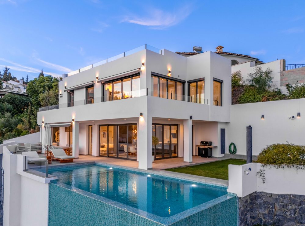 Villa Evellen Torreblanca Fuengirola sea views Marbella