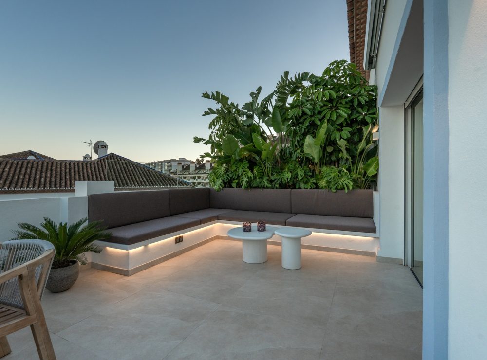 Las Lolas 16 duplex penthouse  Nueva Andalucia Marbella