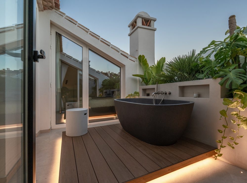Las Lolas 16 duplex penthouse  Nueva Andalucia Marbella