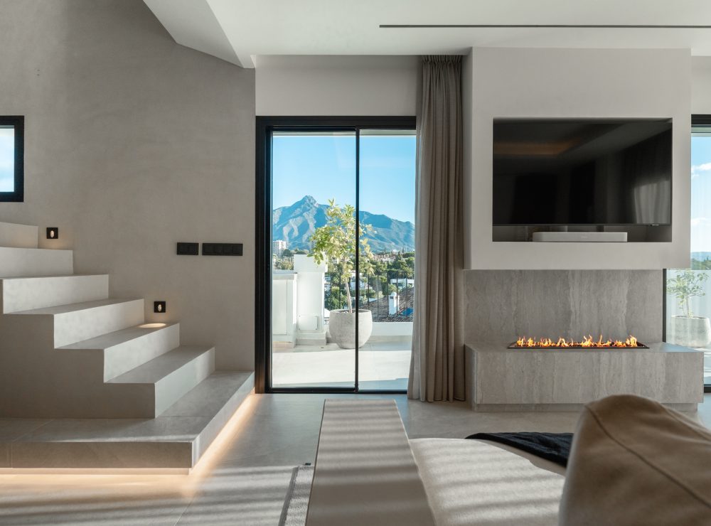 Las Lolas 16 duplex penthouse  Nueva Andalucia Marbella