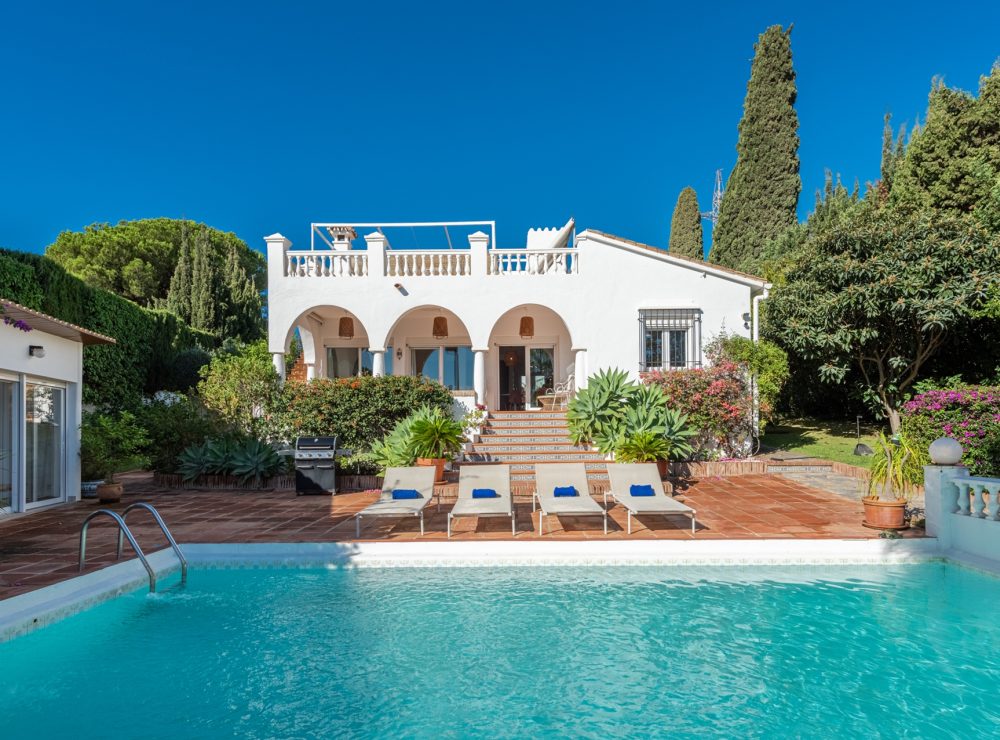 Villa Casa Lonicera Nueva Andalucia Marbella