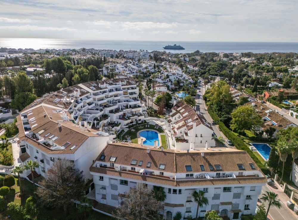 Apartment El Dorado Nueva Andalucia Marbella
