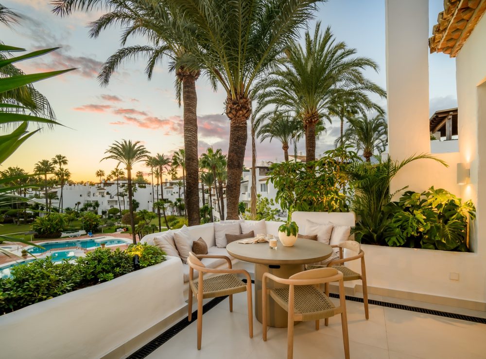 Casa Umi duplex penthouse Alcazaba Beach New Golden Mile Estepona Marbella