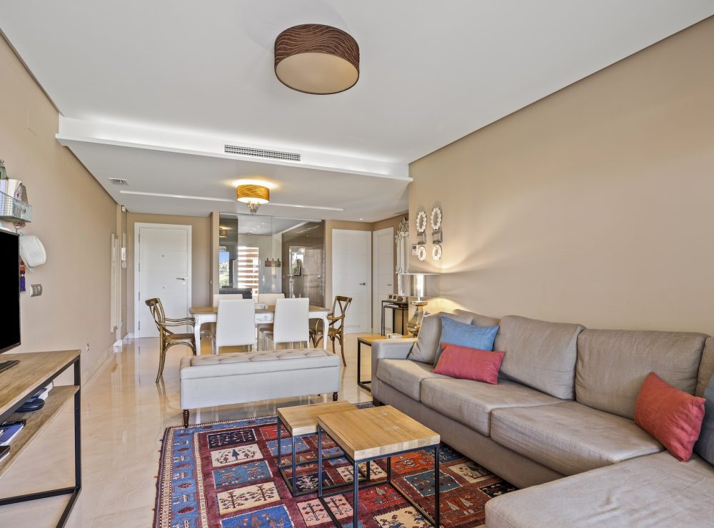 Ground floor apartment Los Robles de los Arqueros Benahavis Marbella