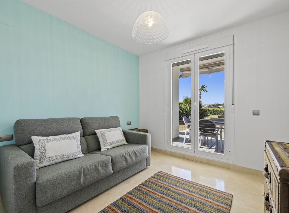 Ground floor apartment Los Robles de los Arqueros Benahavis Marbella