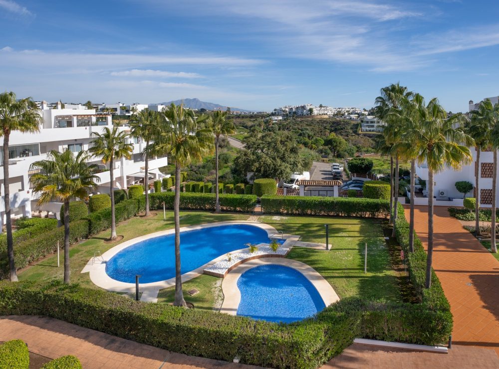 Duplex penthouse Lunymar Golf New Golden Mile Estepona Marbella
