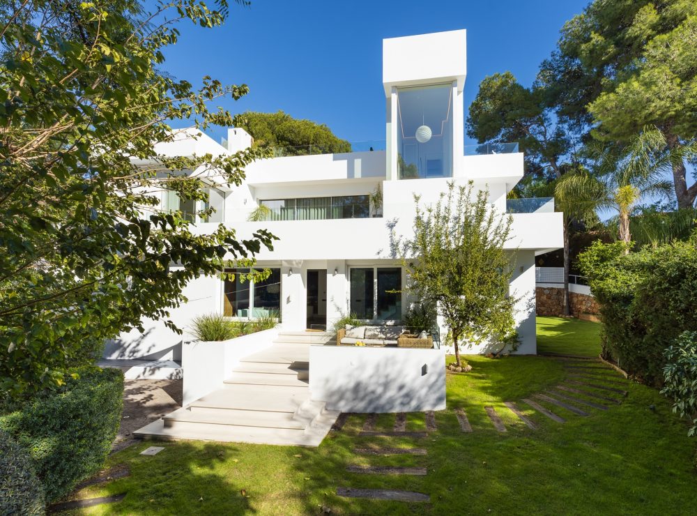 Villa Gina Nueva Andalucia Marbella