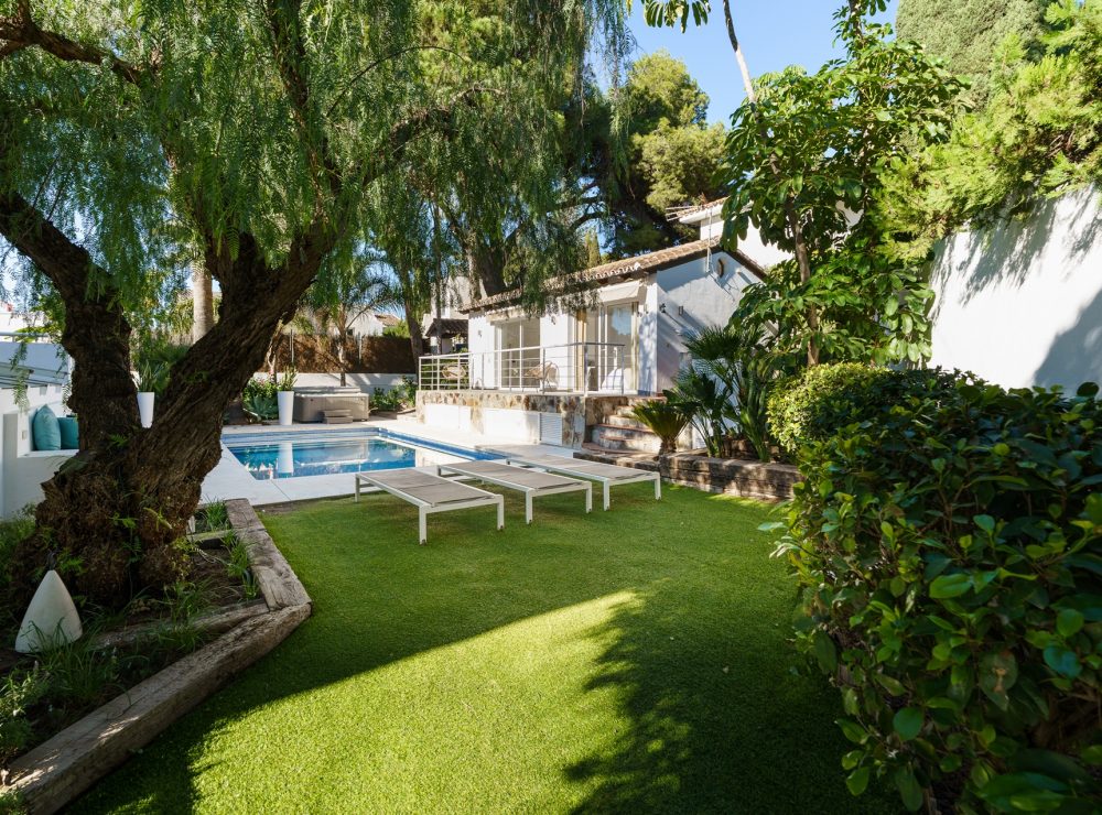 Villa Gina Nueva Andalucia Marbella