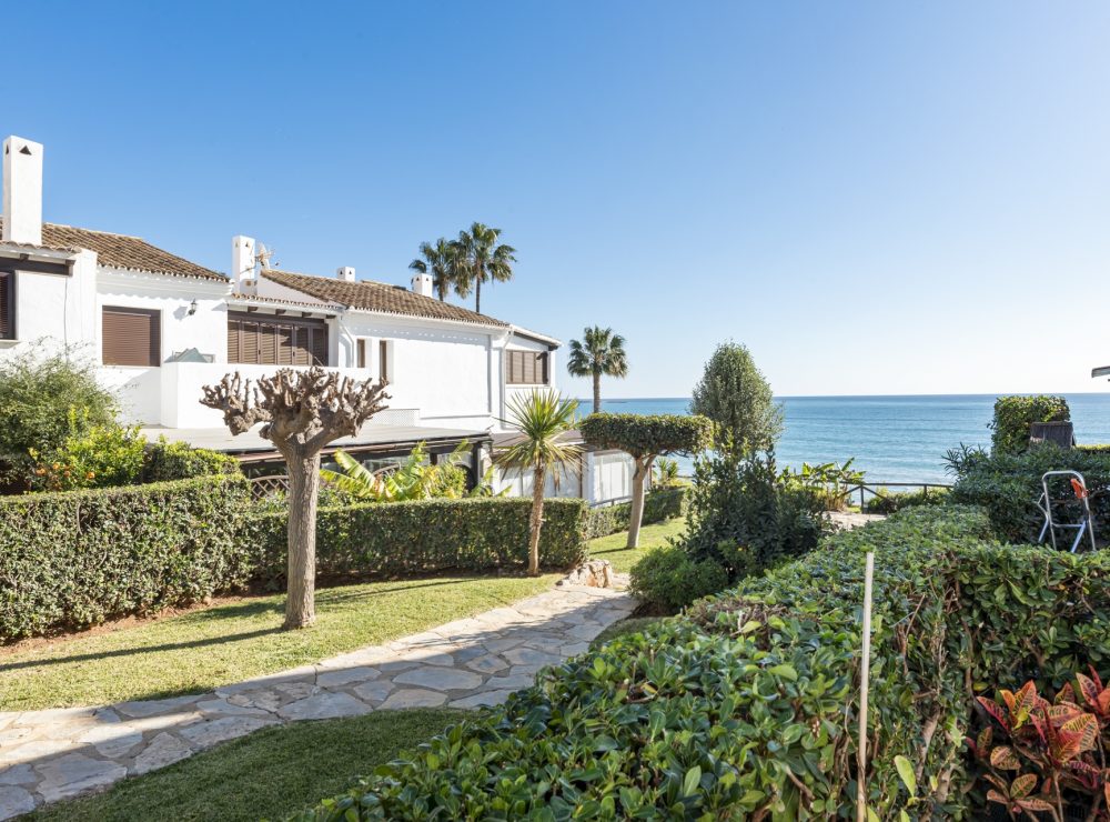 Townhouse Bahia Azul Estepona West Marbella