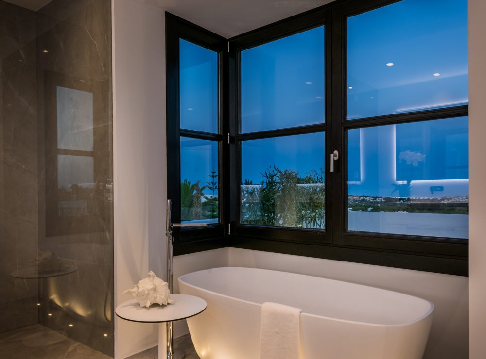 Villa La Cerquilla 43 Nueva Andalucia Marbella