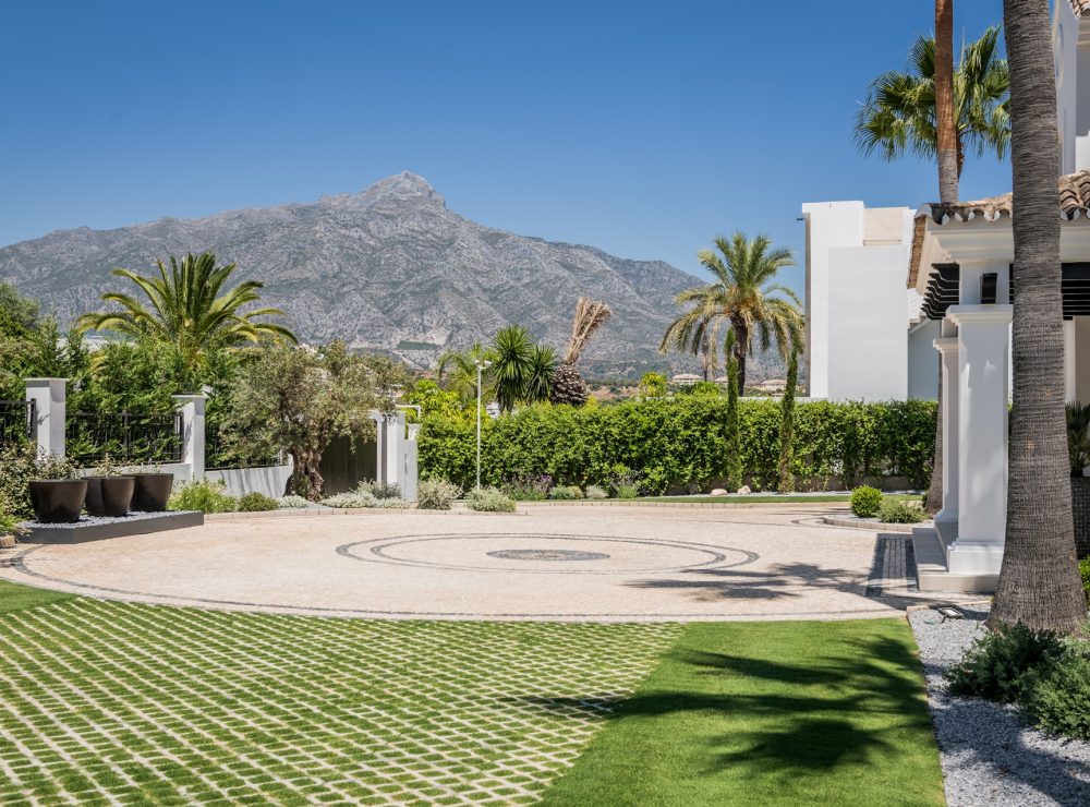 Villa La Cerquilla 43 Nueva Andalucia Marbella