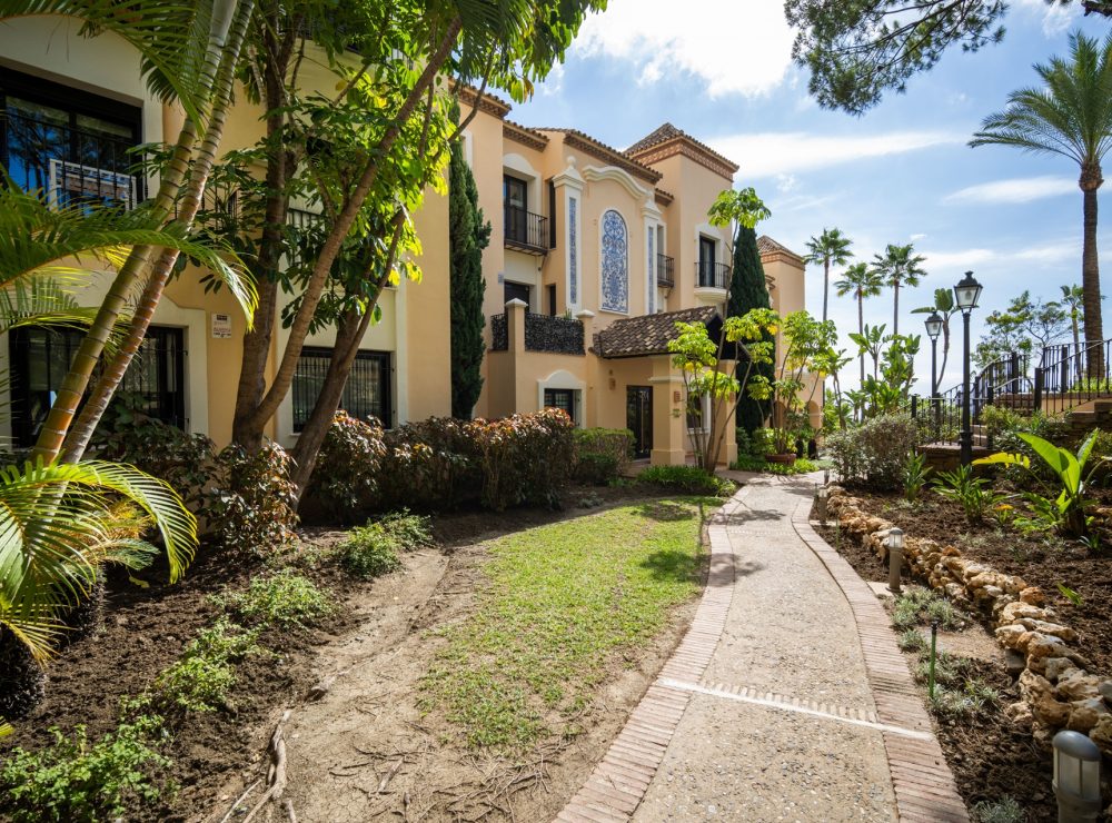 Buenavista Penthouse El Herrojo Benahavis La Quinta Marbella