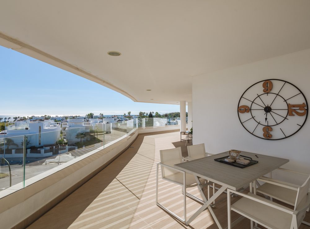 Penthouse San Pedro de Alcantara beachside Marbella sea views