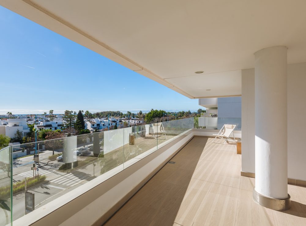 Penthouse San Pedro de Alcantara beachside Marbella sea views