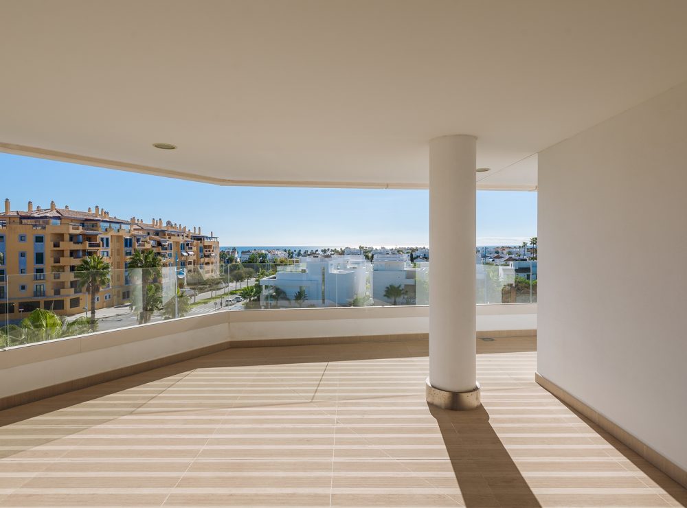Penthouse San Pedro de Alcantara beachside Marbella sea views