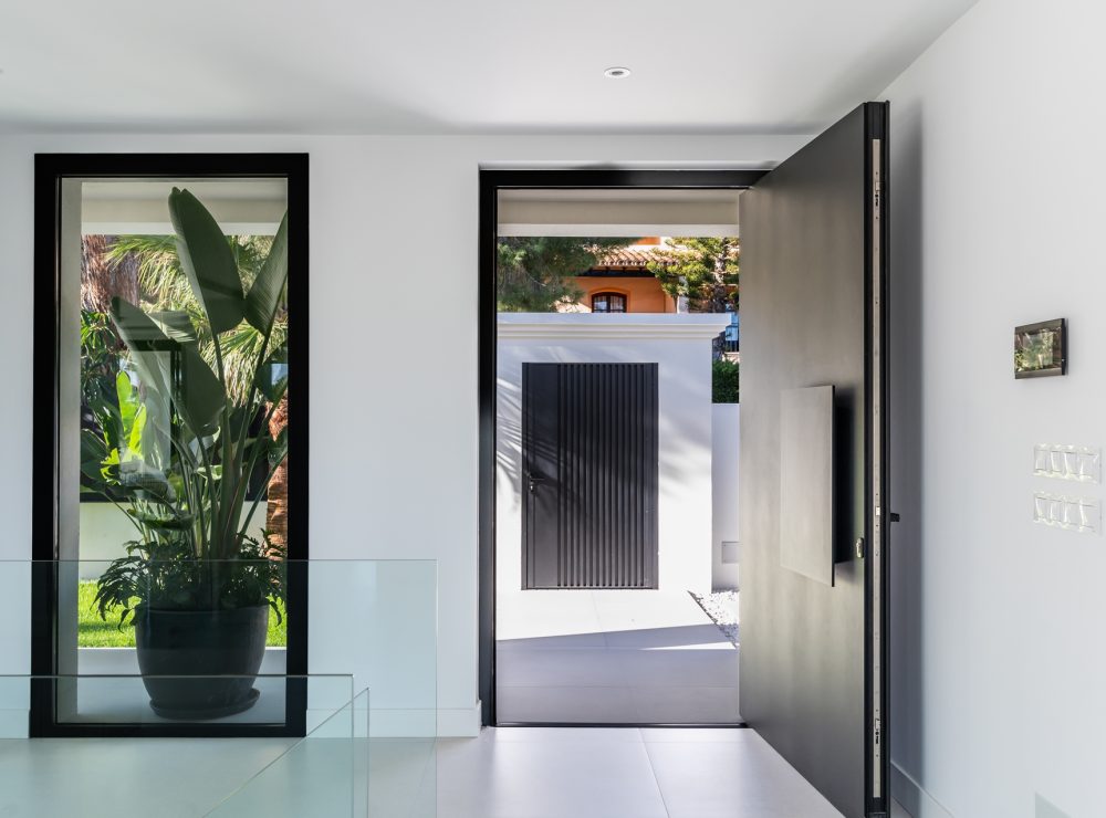 Villa Vista Marbesa Marbella East