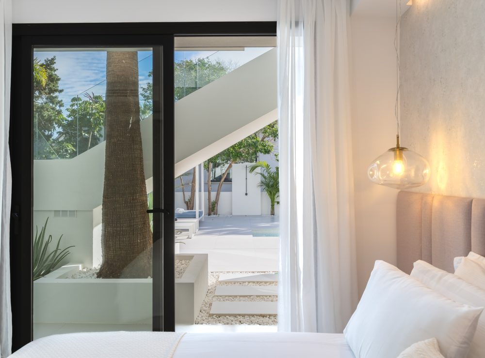 Villa Vista Marbesa Marbella East