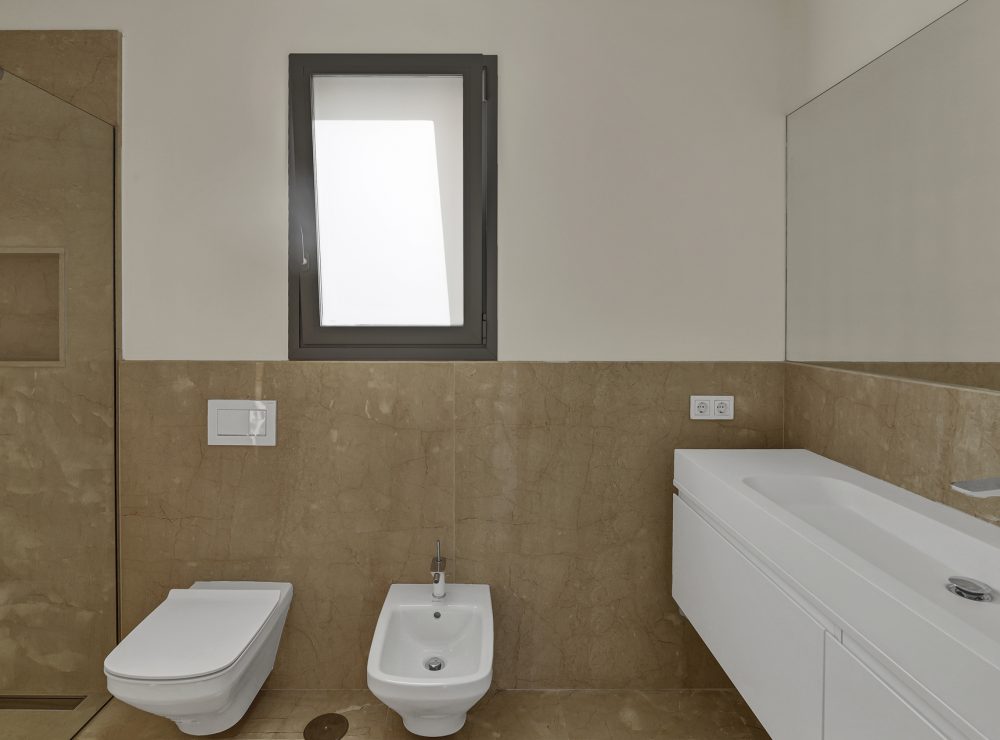 Contemporary villa for sale puerto del0capitan benahavis marbella