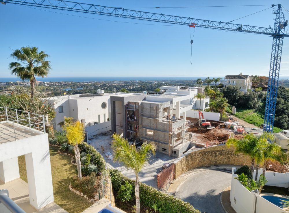 Contemporary villa for sale puerto del capitan benahavis marbella