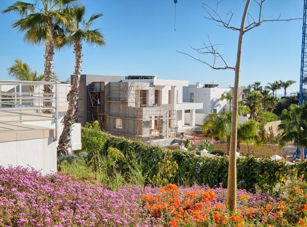 Contemporary villa for sale puerto del capitan benahavis marbella