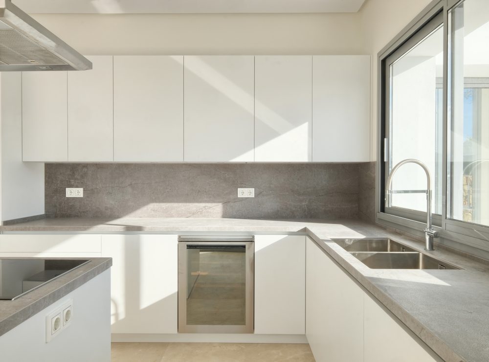 Contemporary villas for sale puerto del capitan benahavis marbella