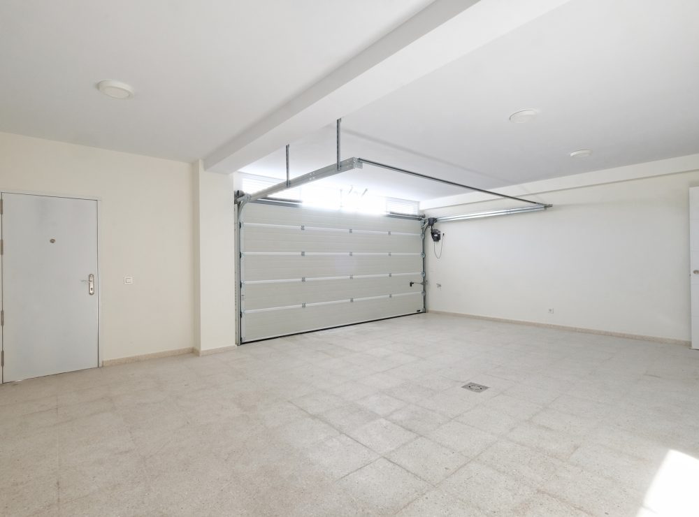 Contemporary villas for sale puerto del capitan benahavis marbella