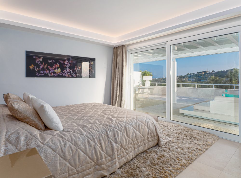 Duplex Penthouse Nueva Andalucia Marbella