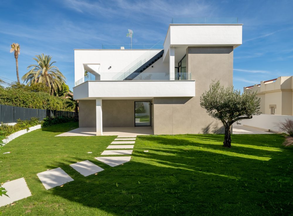 Villa Khan El Saladillo Estepona New Golden Mile Marbella