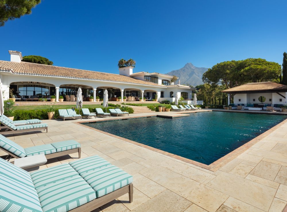 Villa mansion La Gratitud Marbella Golden Mile Lomas de Marbella club