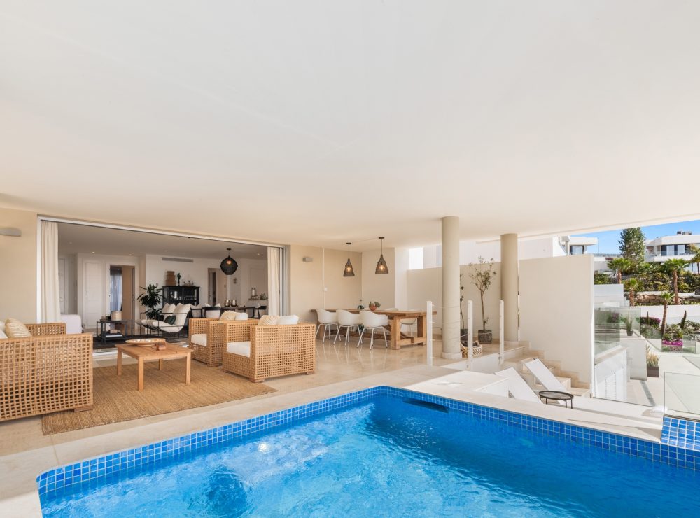 La Morelia Marbella apartment private  plunge pool nueva andalucia