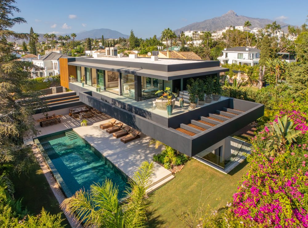 Casa Piemonte Parcelas del Golf Nueva Andalucia Marbella