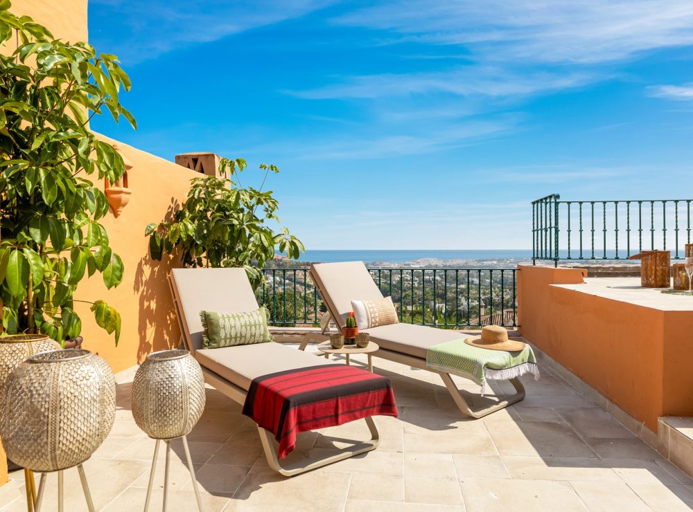 Duplex penthouse Los Belvederes Nueva Andalucia  Marbella