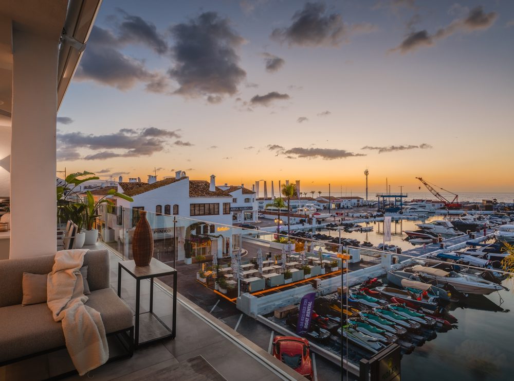 Duplex penthouse Puerto Banus Marbella