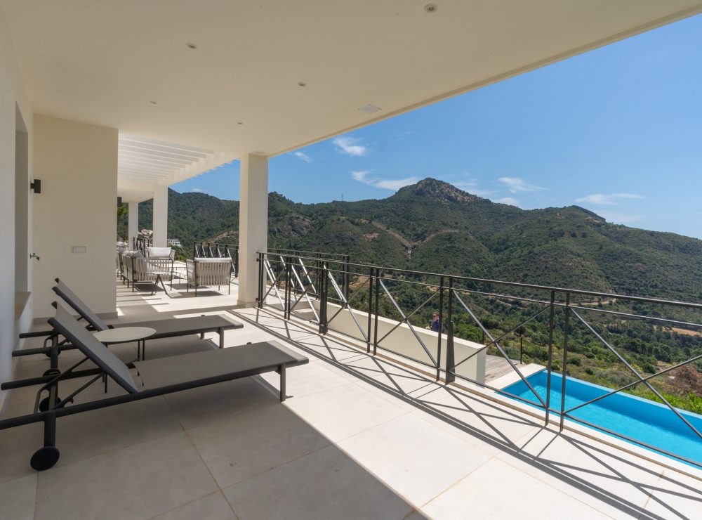 Villa Las Dos Torres Monte Mayor Benahavis Marbella