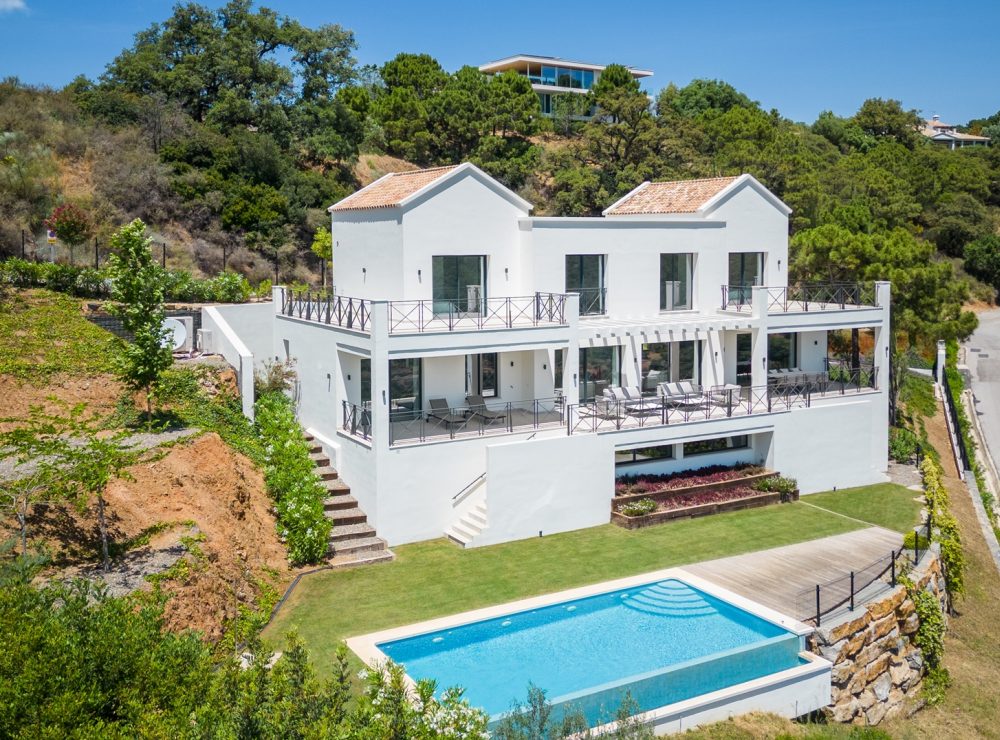 Villa Las Dos Torres Monte Mayor Benahavis Marbella