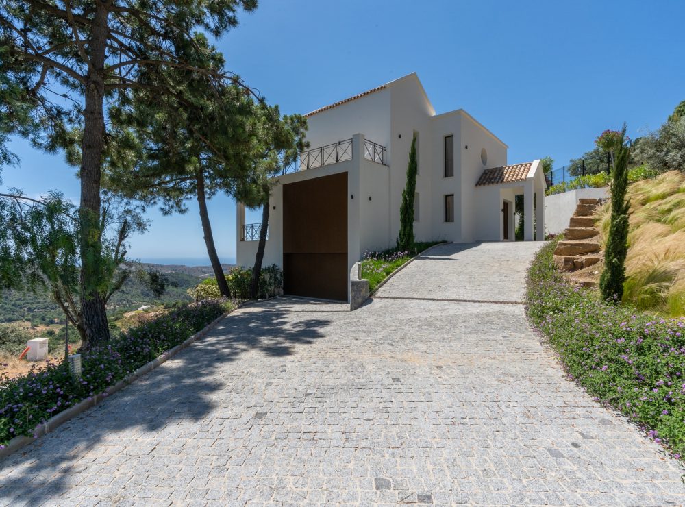 Villa Las Dos Torres Monte Mayor Benahavis Marbella