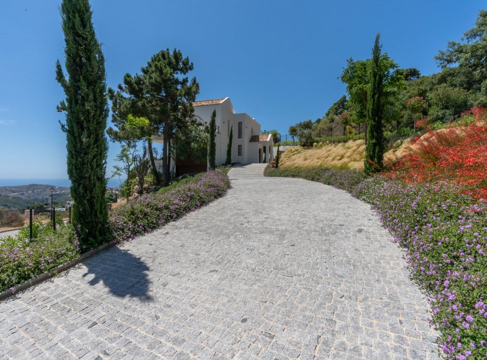 Villa Las Dos Torres Monte Mayor Benahavis Marbella