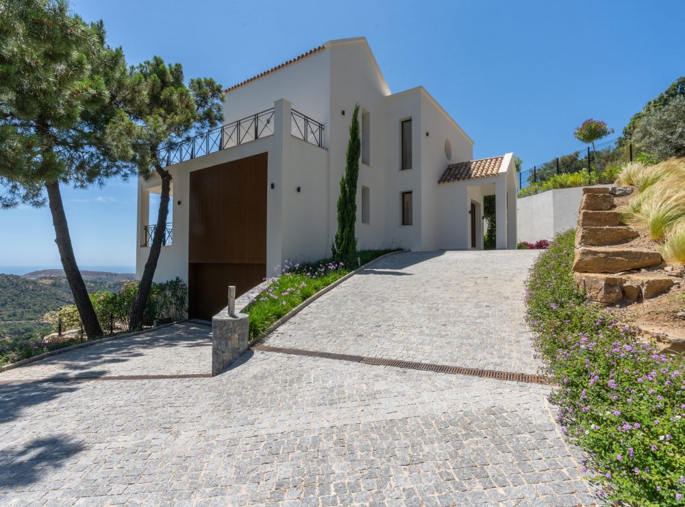 Villa Las Dos Torres Monte Mayor Benahavis Marbella