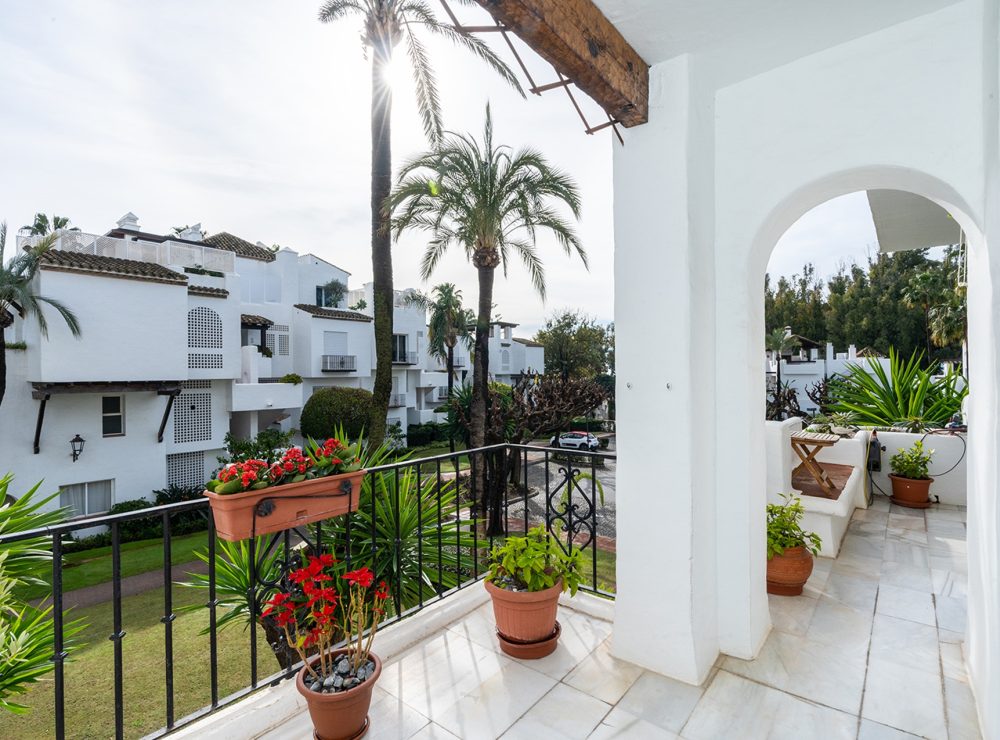 Alcazaba Beach Apartment New Golden Mile Estepona Marbella