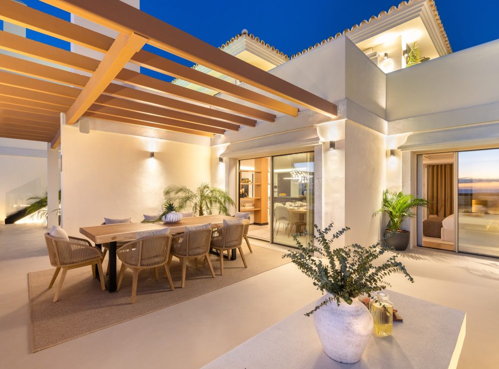 Duplex penthouse Maison Montaigne Palacetes Los Belvederes Nueva Andalucia Marbella