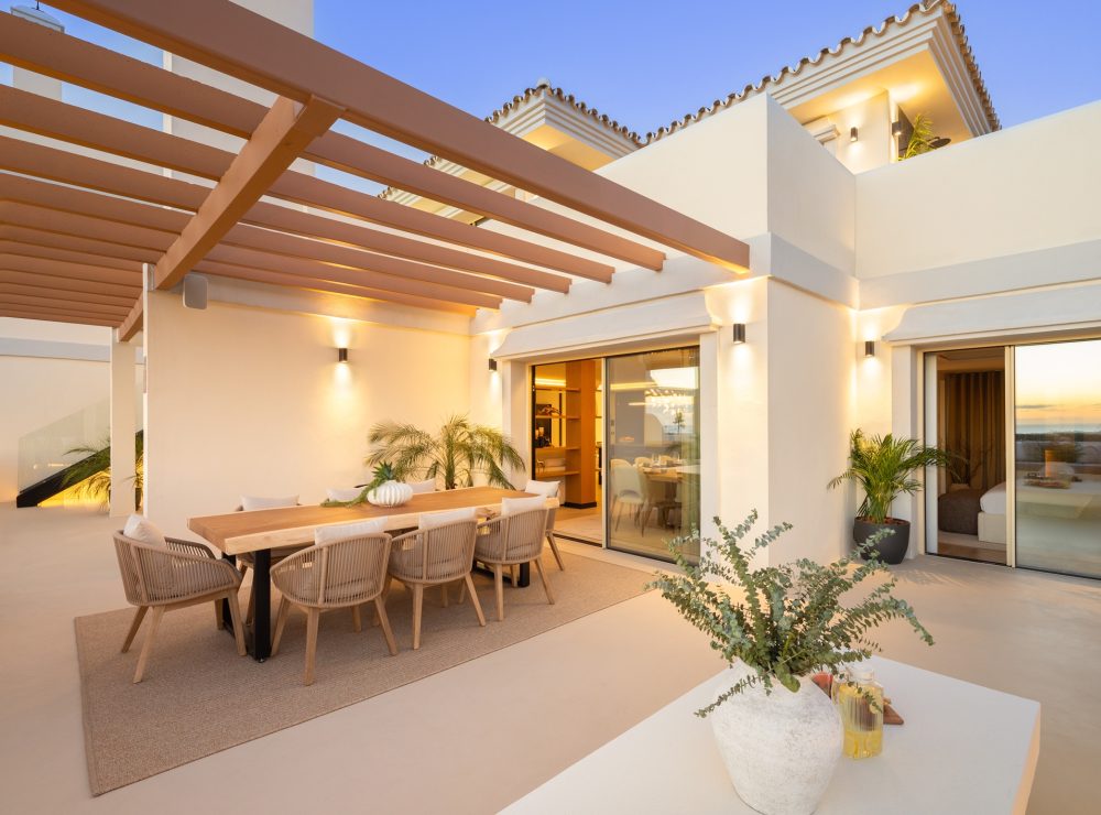 Duplex penthouse Maison Montaigne Palacetes Los Belvederes Nueva Andalucia Marbella