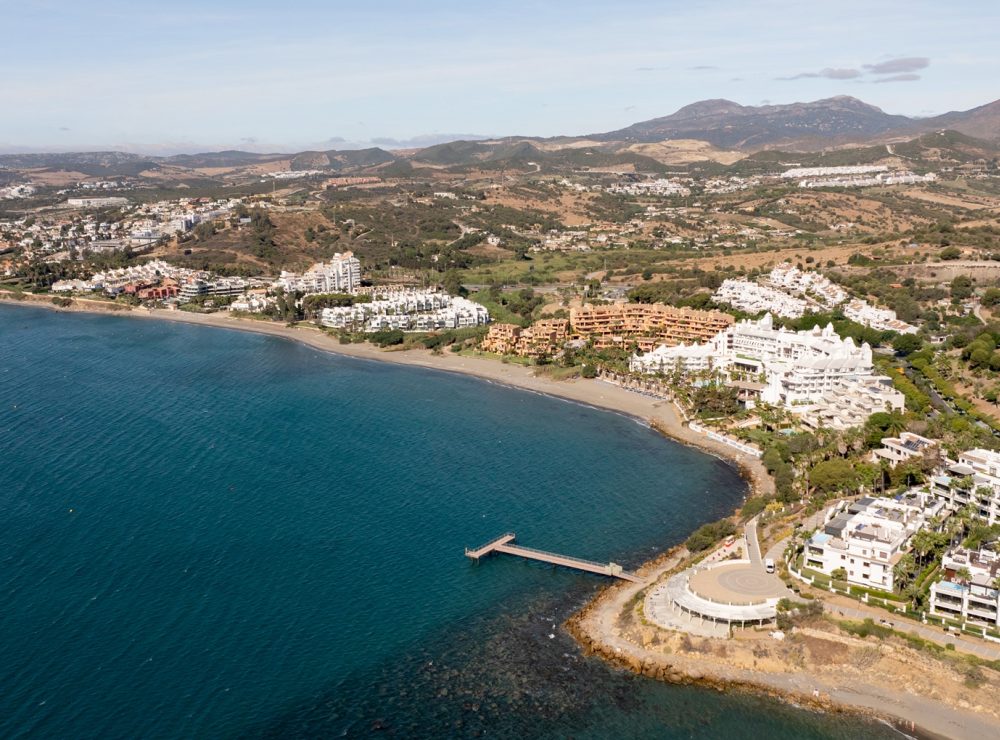 Riviera 212 beachfront ground floor apartment Riviera Andaluza Estepona West Marbella
