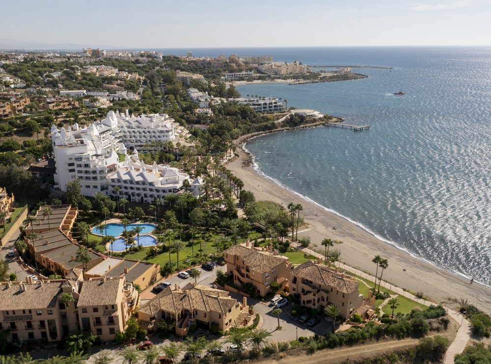 Riviera 212 beachfront ground floor apartment Riviera Andaluza Estepona West Marbella